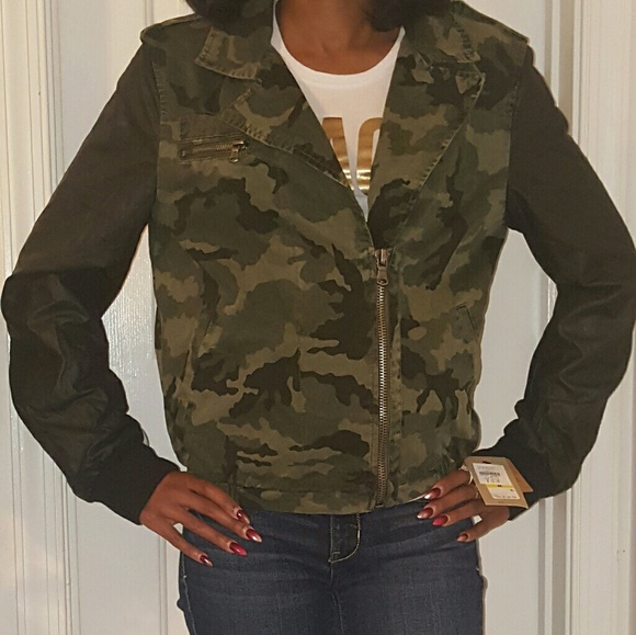 Levi's Cameo Jacket - Picture 5 of 8